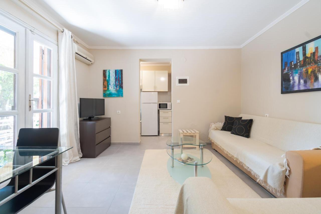 Stefanias Apartment Neos Marmaras Esterno foto